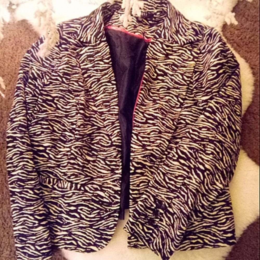 NWOT Sandro Studio Zebra Striped Blazer XL